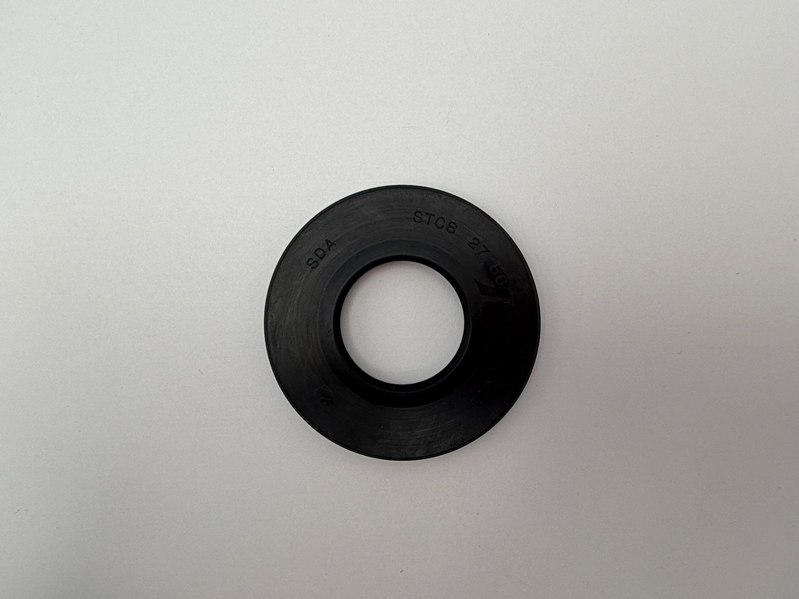 Oil Seals - 515635H image