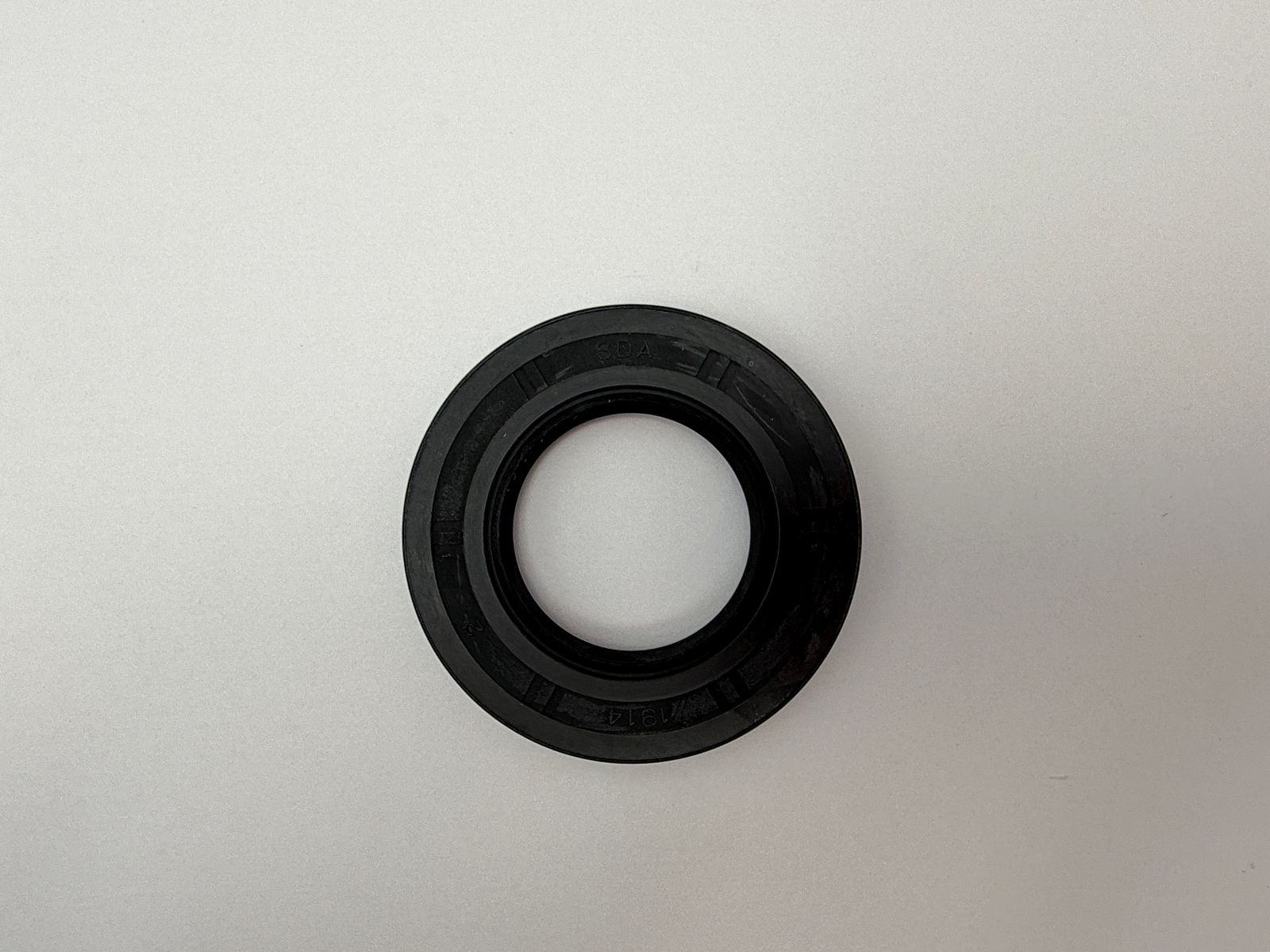 Oil Seals - 515720H image