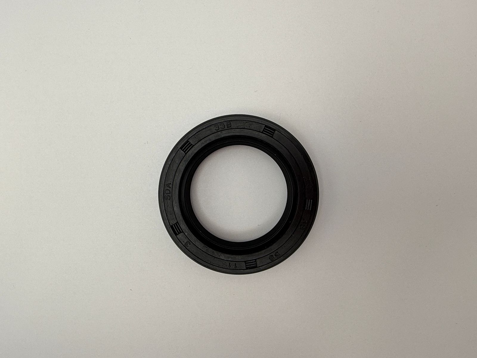 Oil Seals - 515848H image