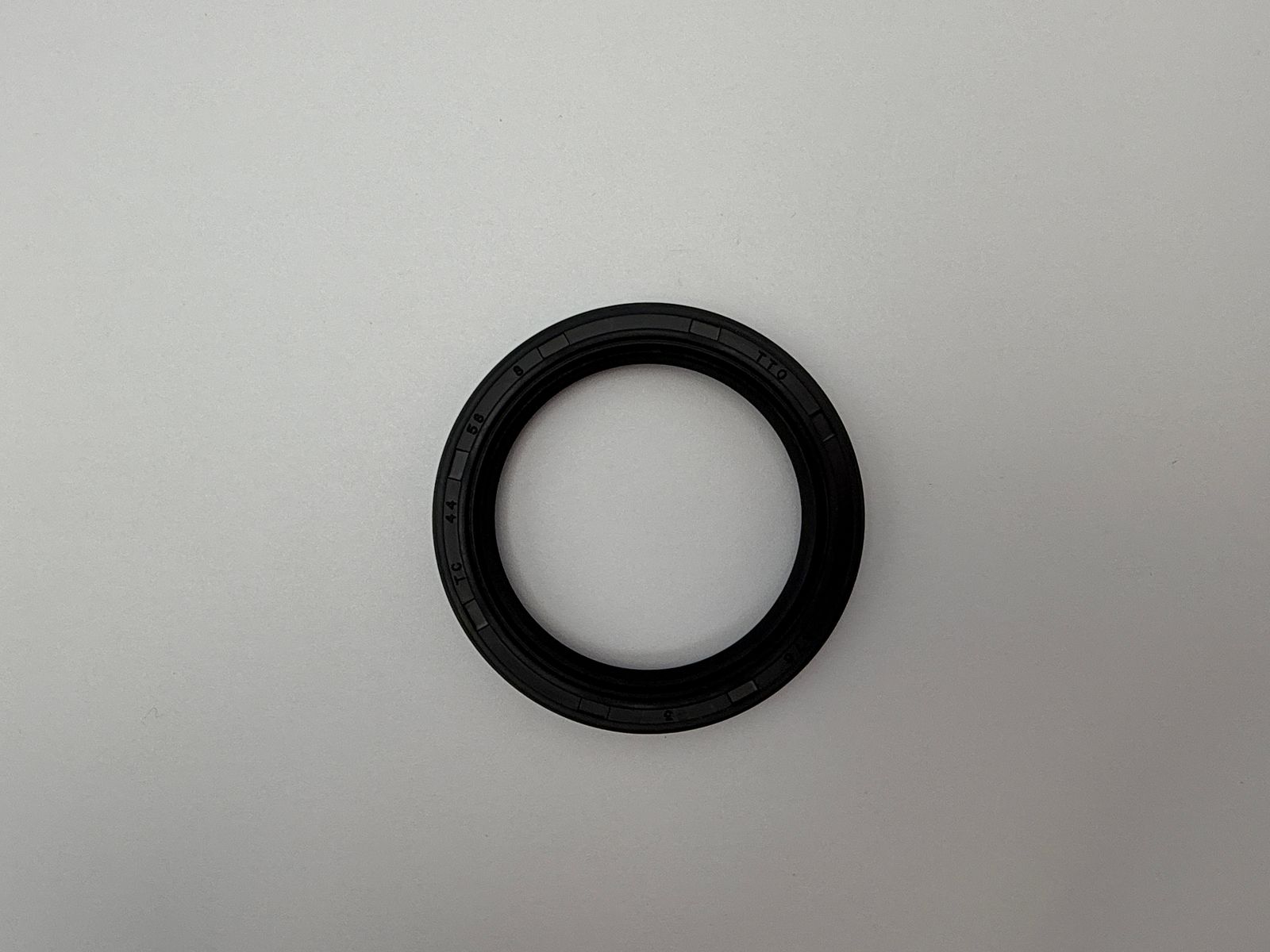 Oil Seals - 515880H image