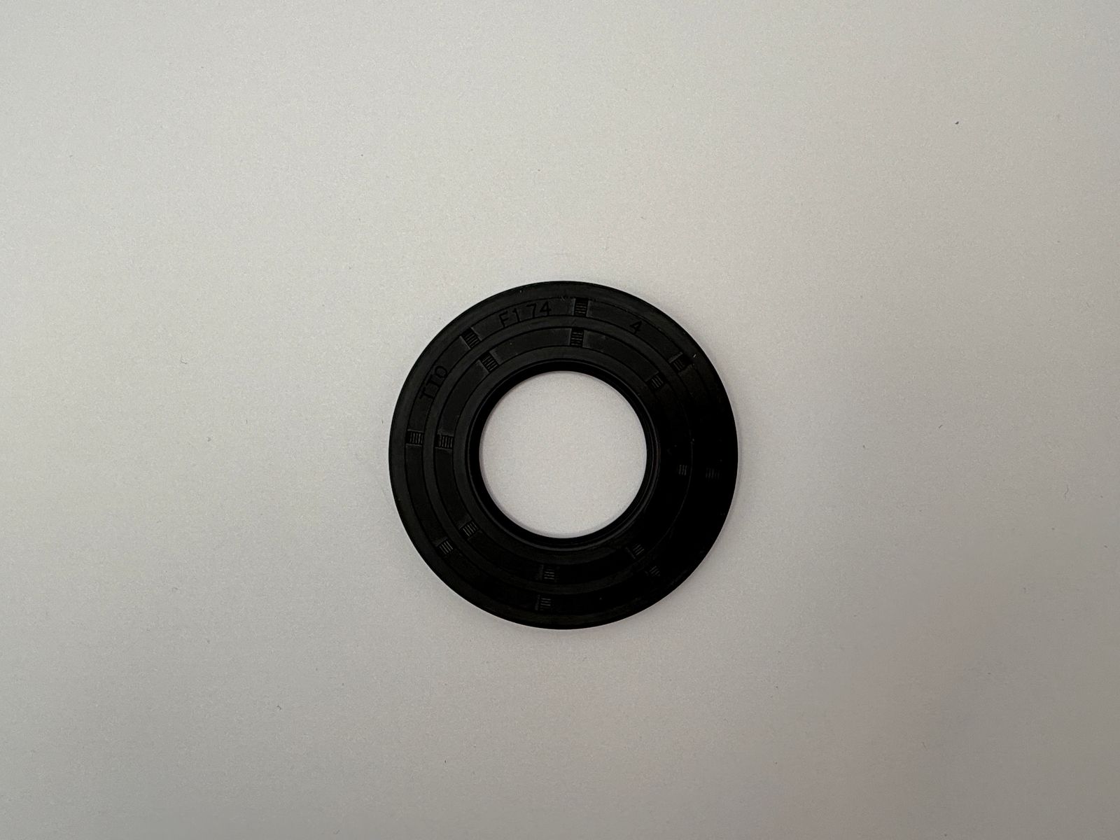 Oil Seals - 516225H image