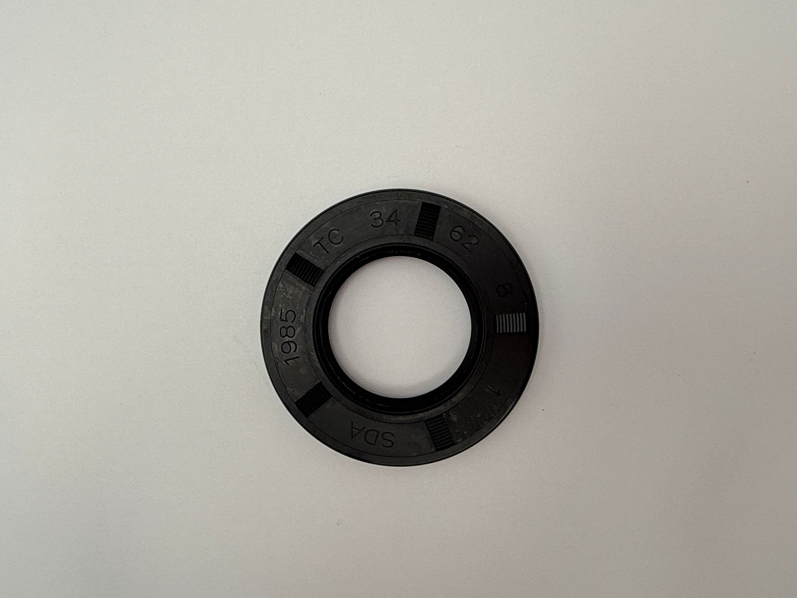 Oil Seals - 516240H image