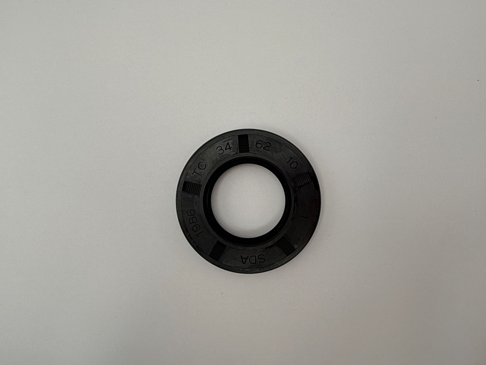 Oil Seals - 516242H image