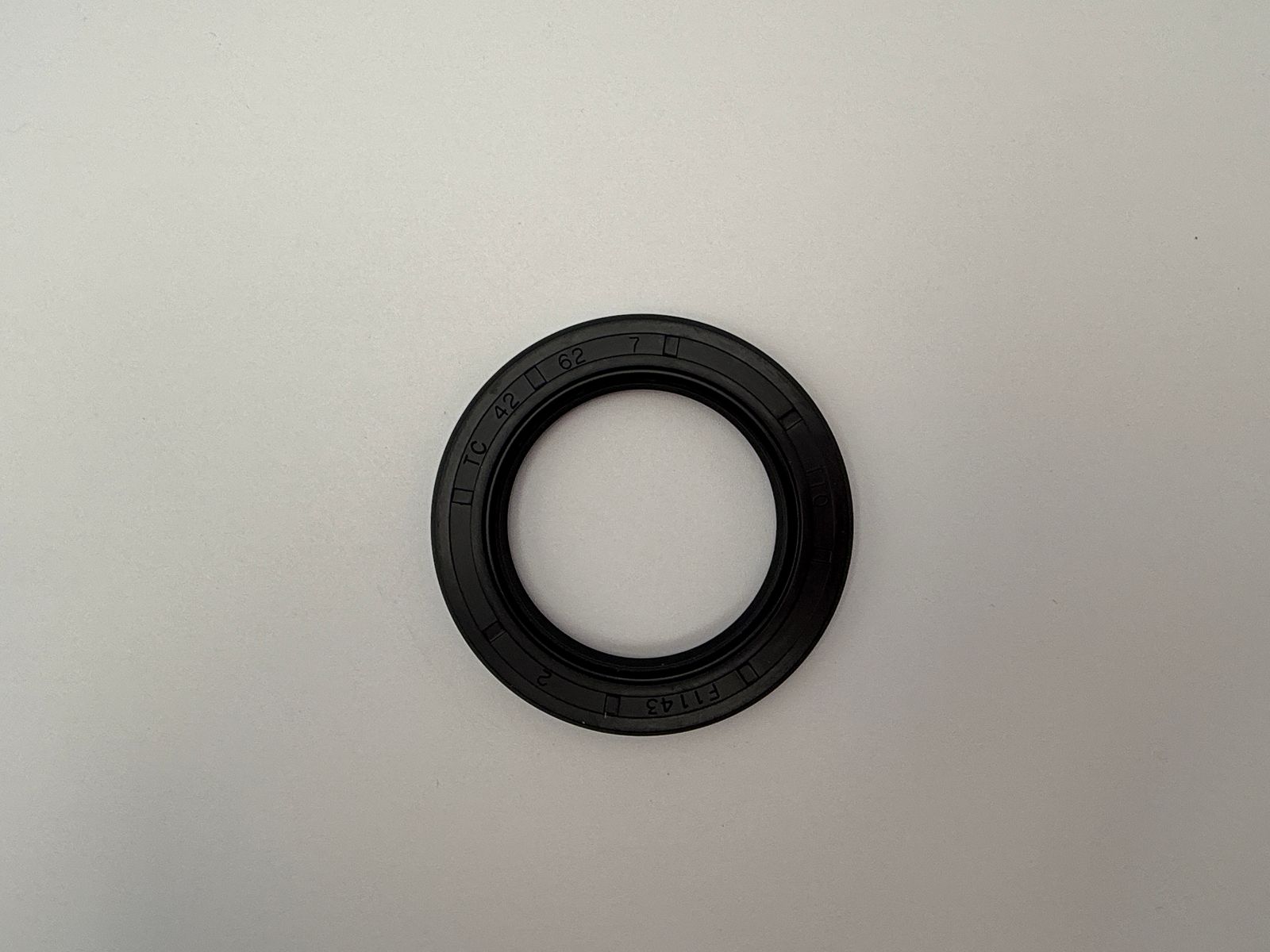 Oil Seals - 516277H image