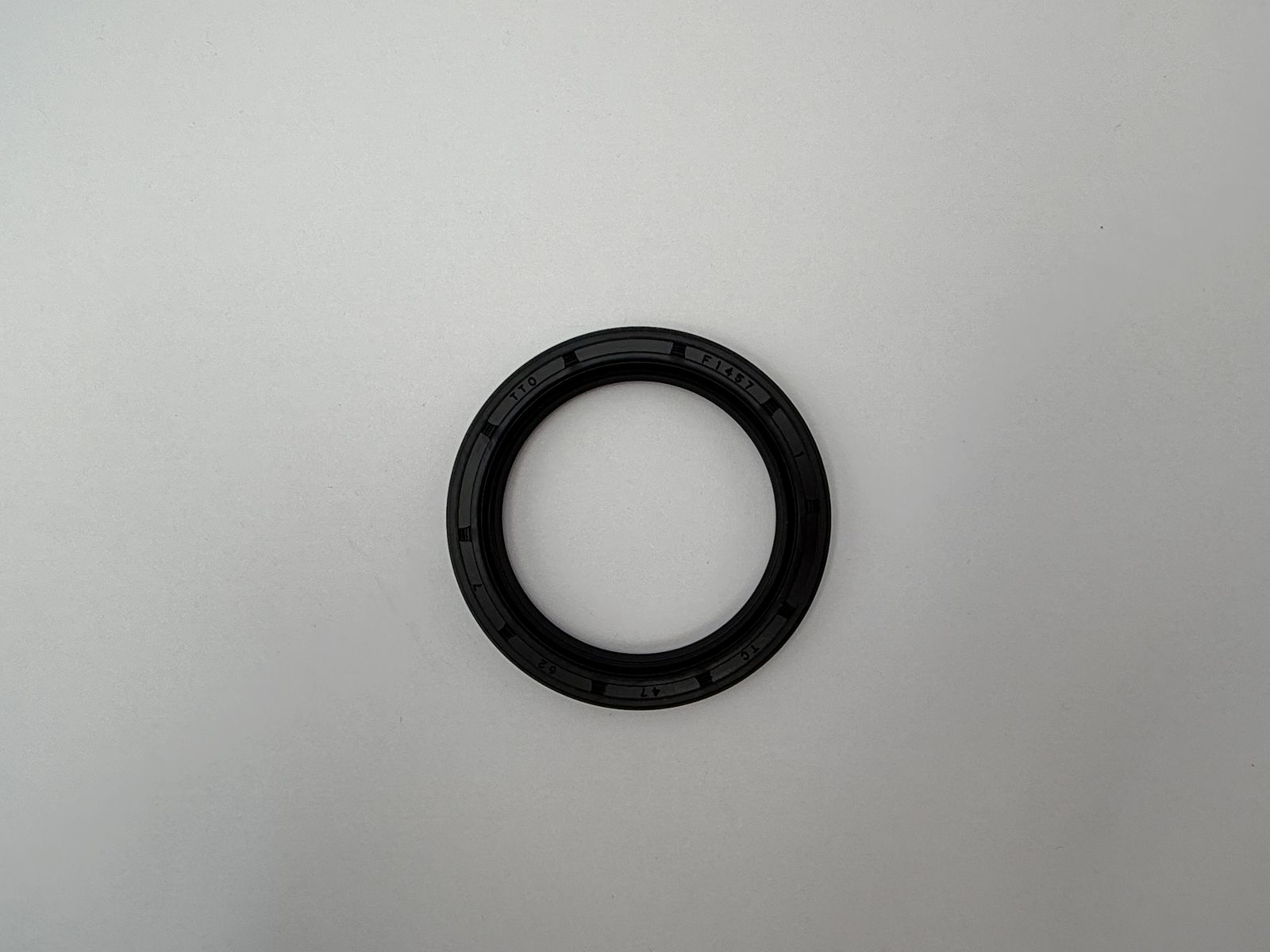 Oil Seals - 516289H image