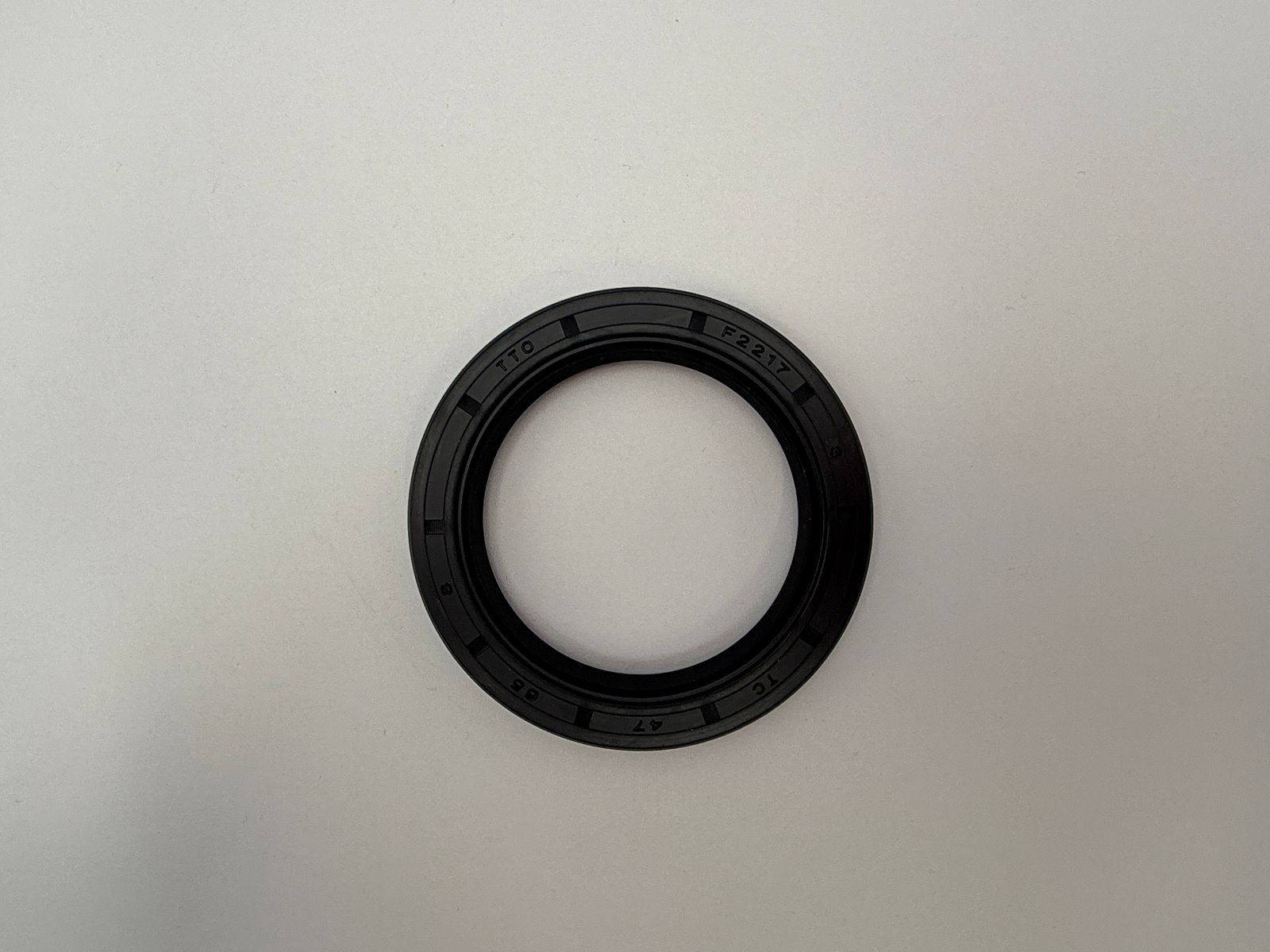 Oil Seals - 516585H image