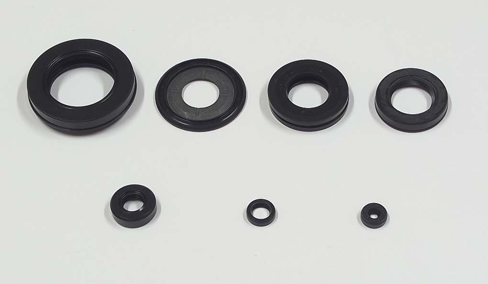 Tourmax Engine Oil Seal Kits - 519112T image