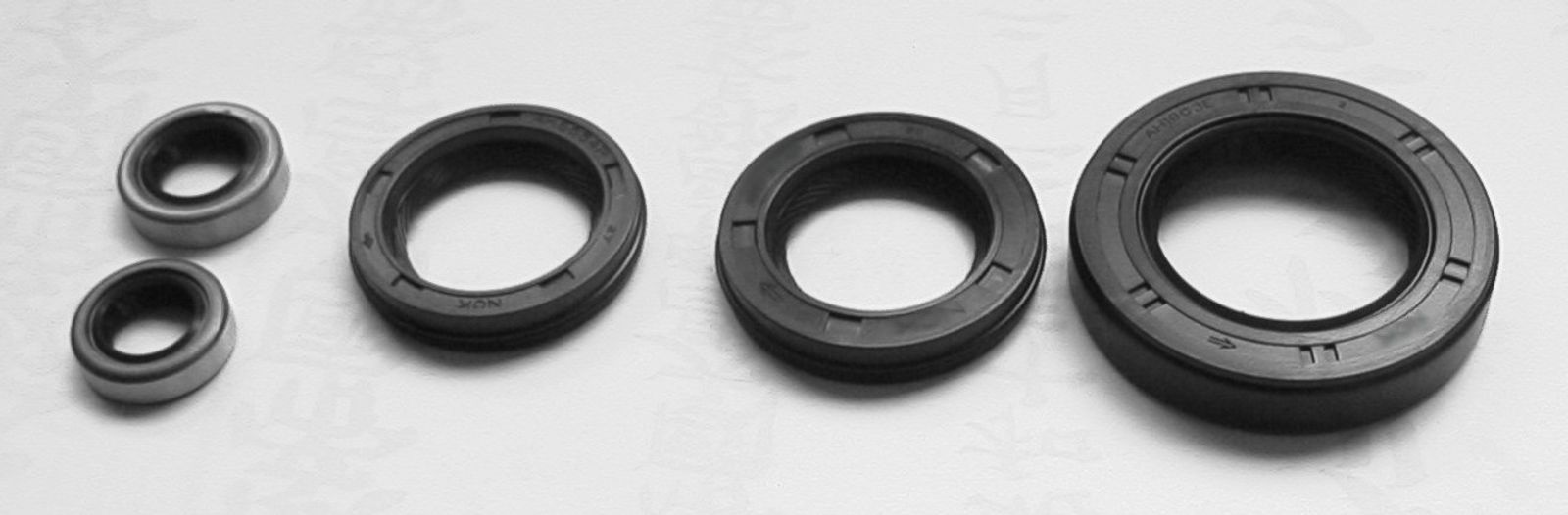 Tourmax Engine Oil Seal Kits - 519424T image