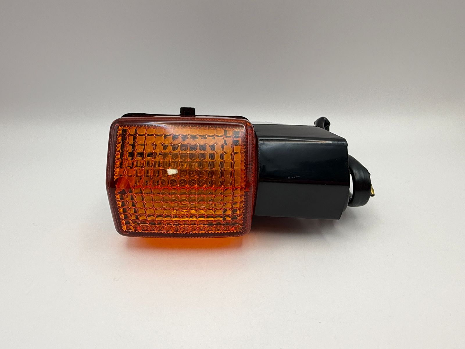 Indicators - 521760H image