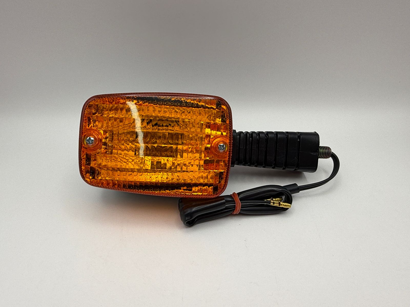 Indicators - 523220H image