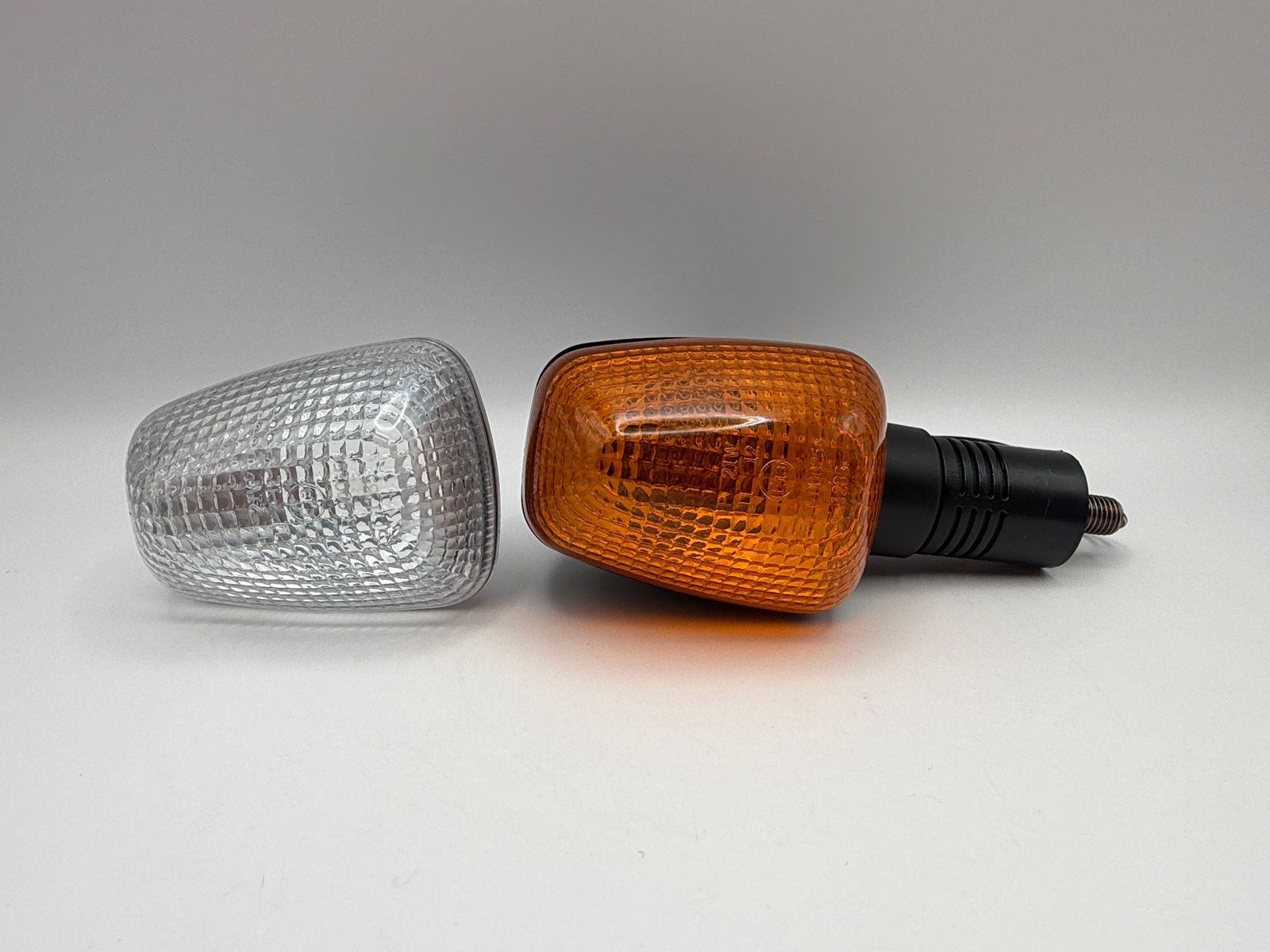 Indicators - 523893H image