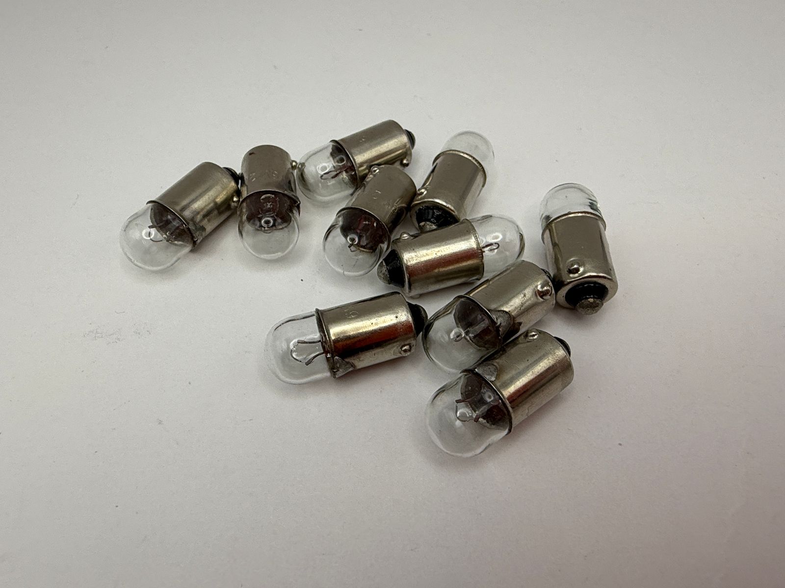 Indicator & Side Light Bulbs - 550902H image