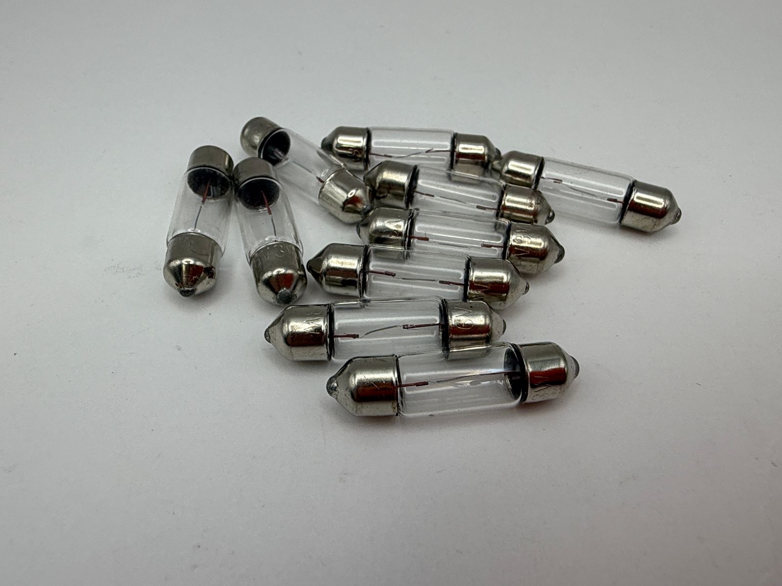 Indicator & Side Light Bulbs - 552805H image