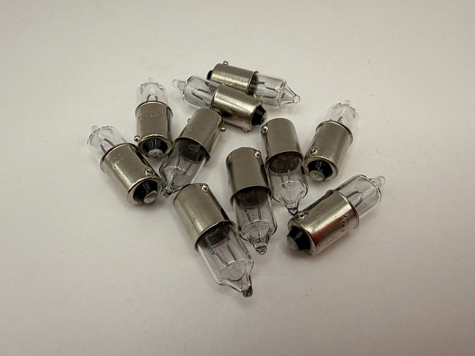 Indicator & Side Light Bulbs - 555423H image