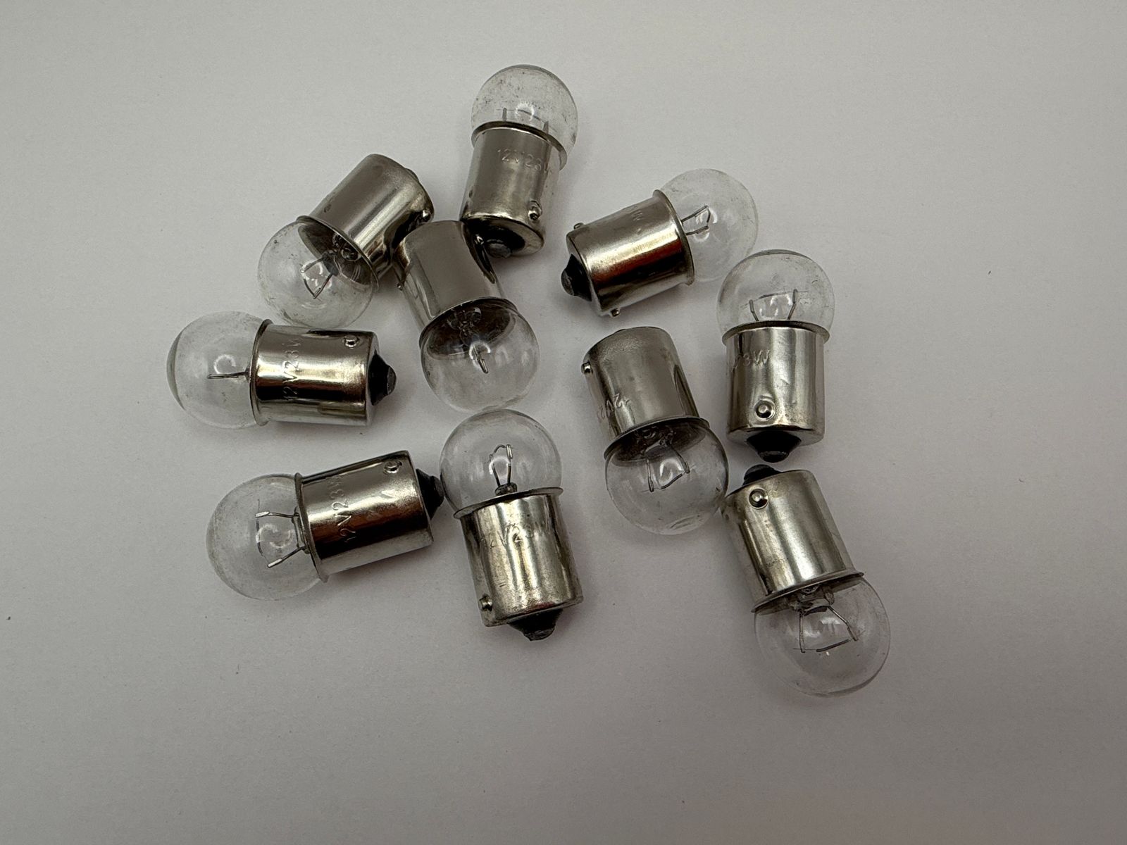 Indicator & Side Light Bulbs - 555525M image