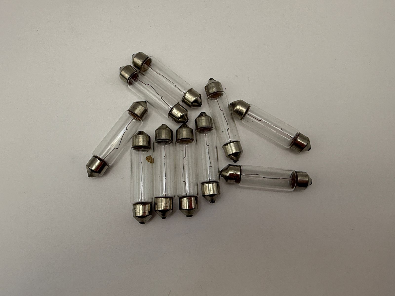 Indicator & Side Light Bulbs - 556710H image