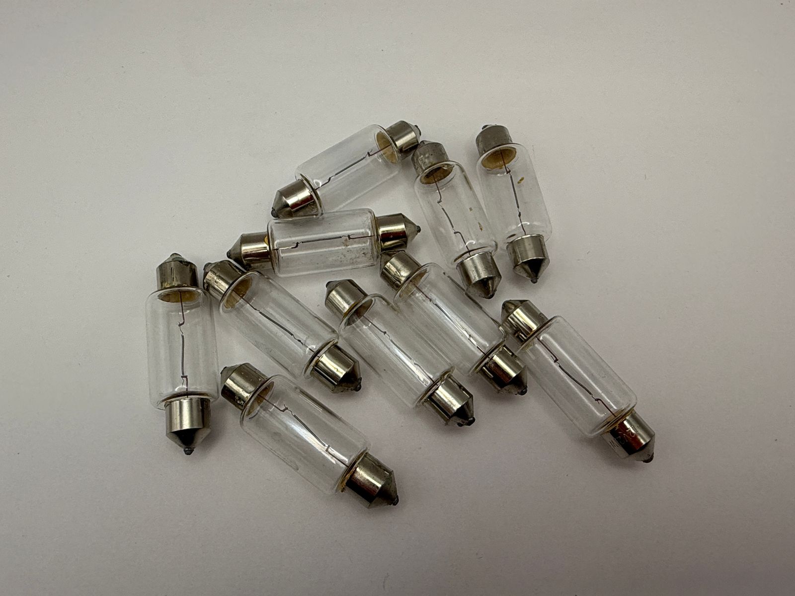 Indicator & Side Light Bulbs - 556721H image
