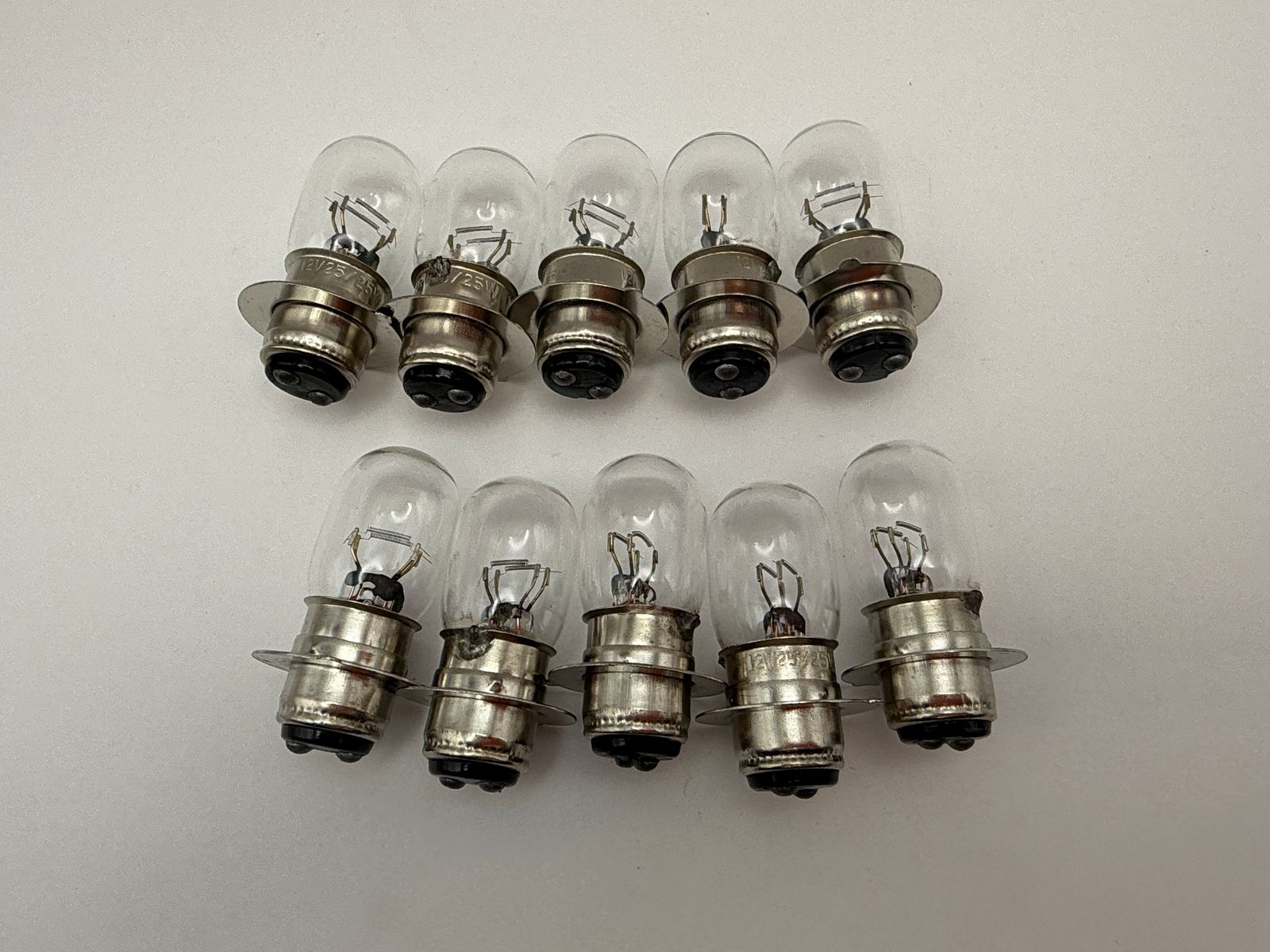 Headlight Bulbs - 557725H image