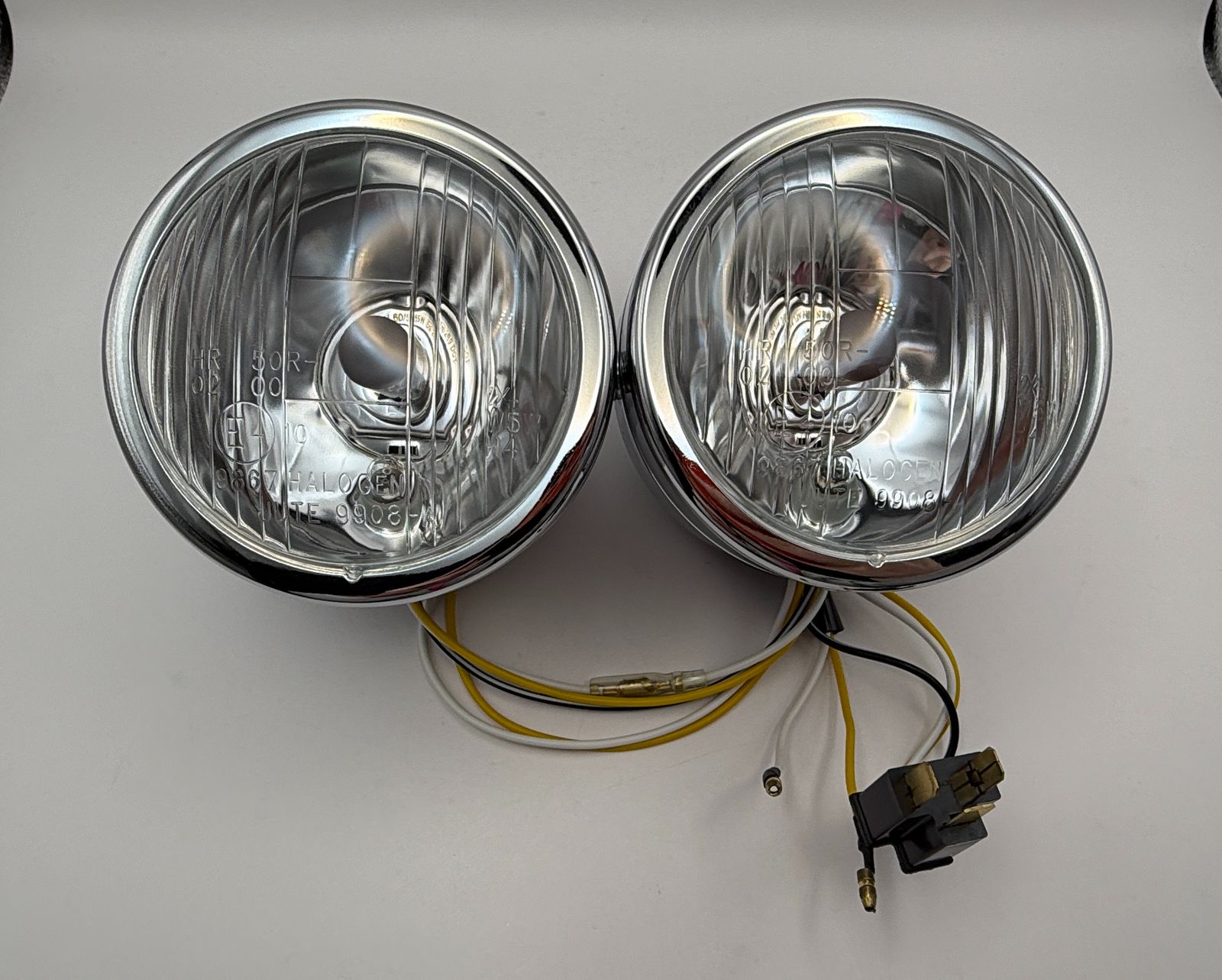Headlights - 560470H image