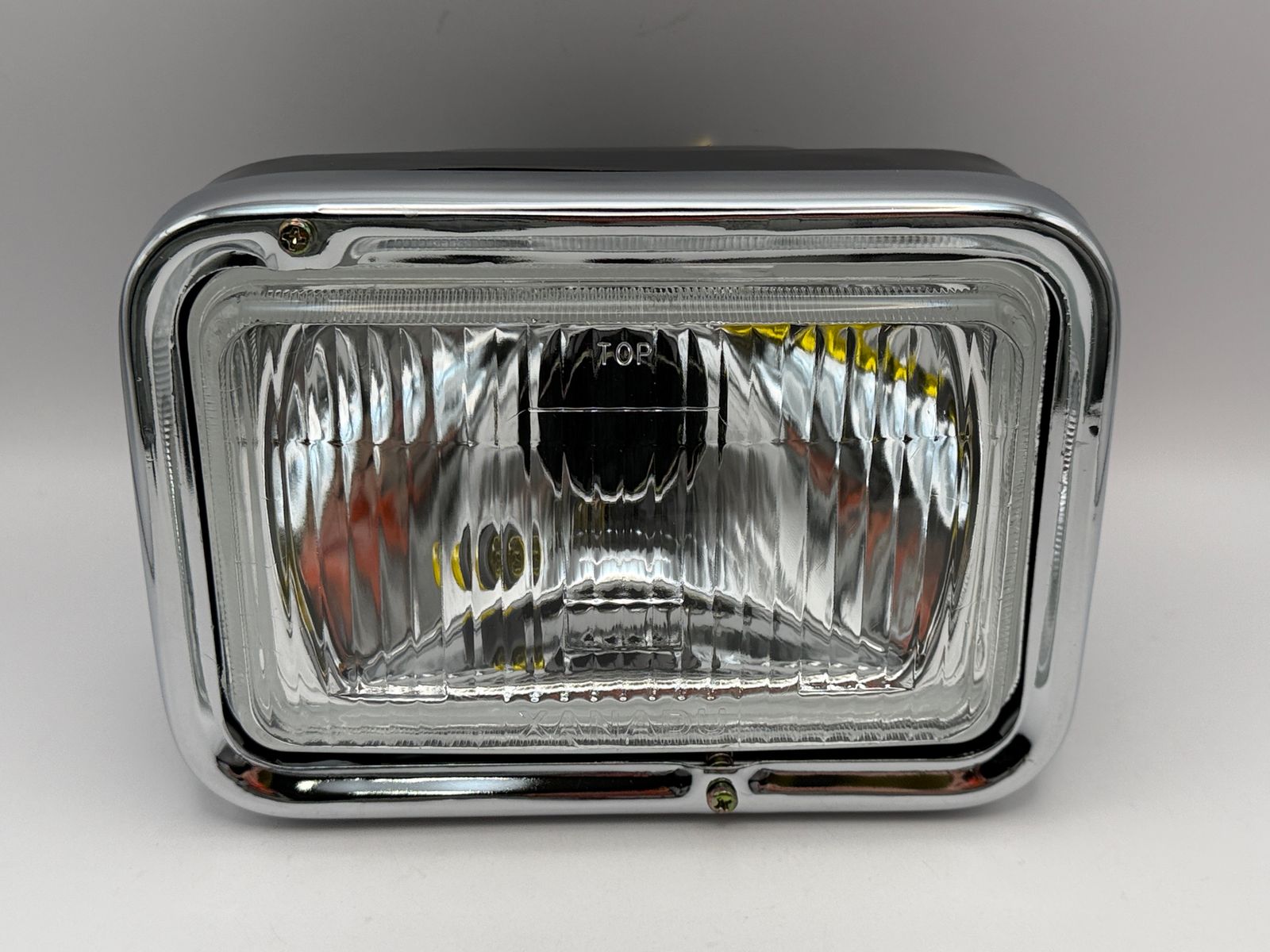 Headlights - 564315H image