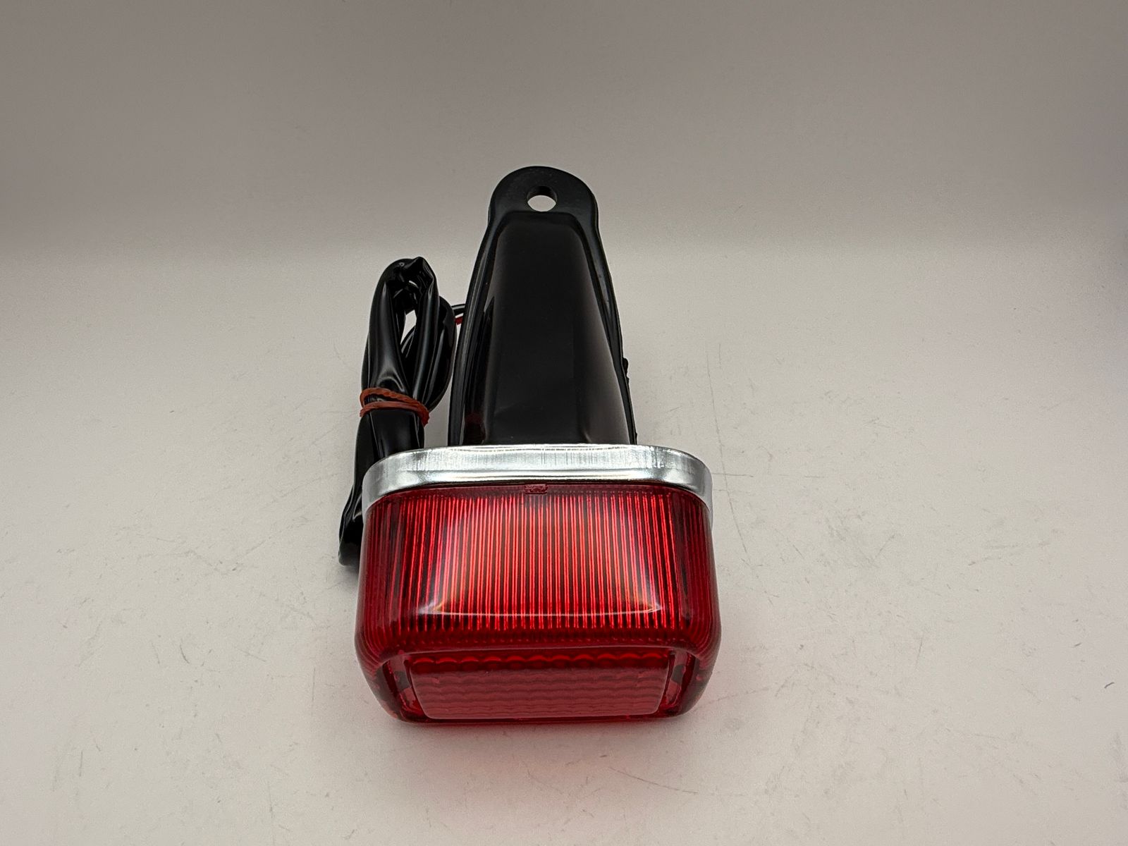 Taillights - 570220H image