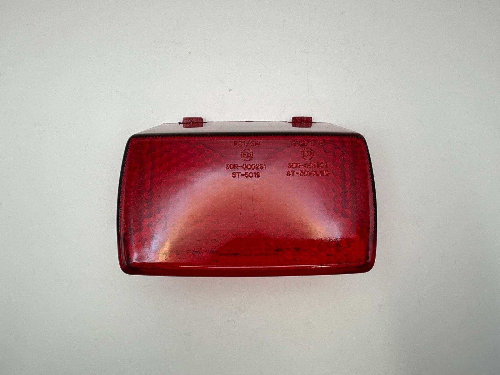 Taillight Lenses - 584340H image