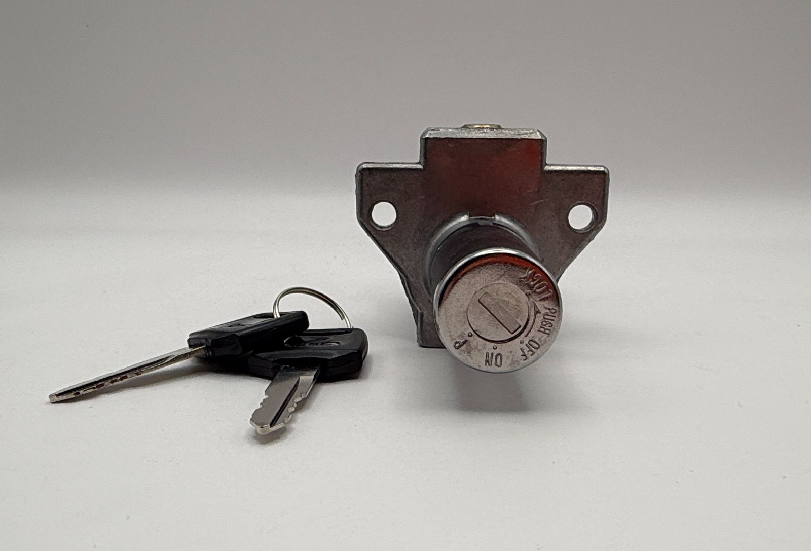 Ignition Switches - 591690H image