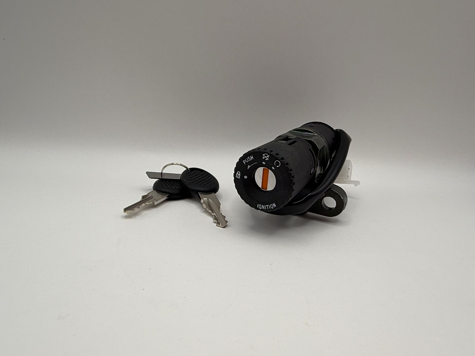 Ignition Switches - 595014H image