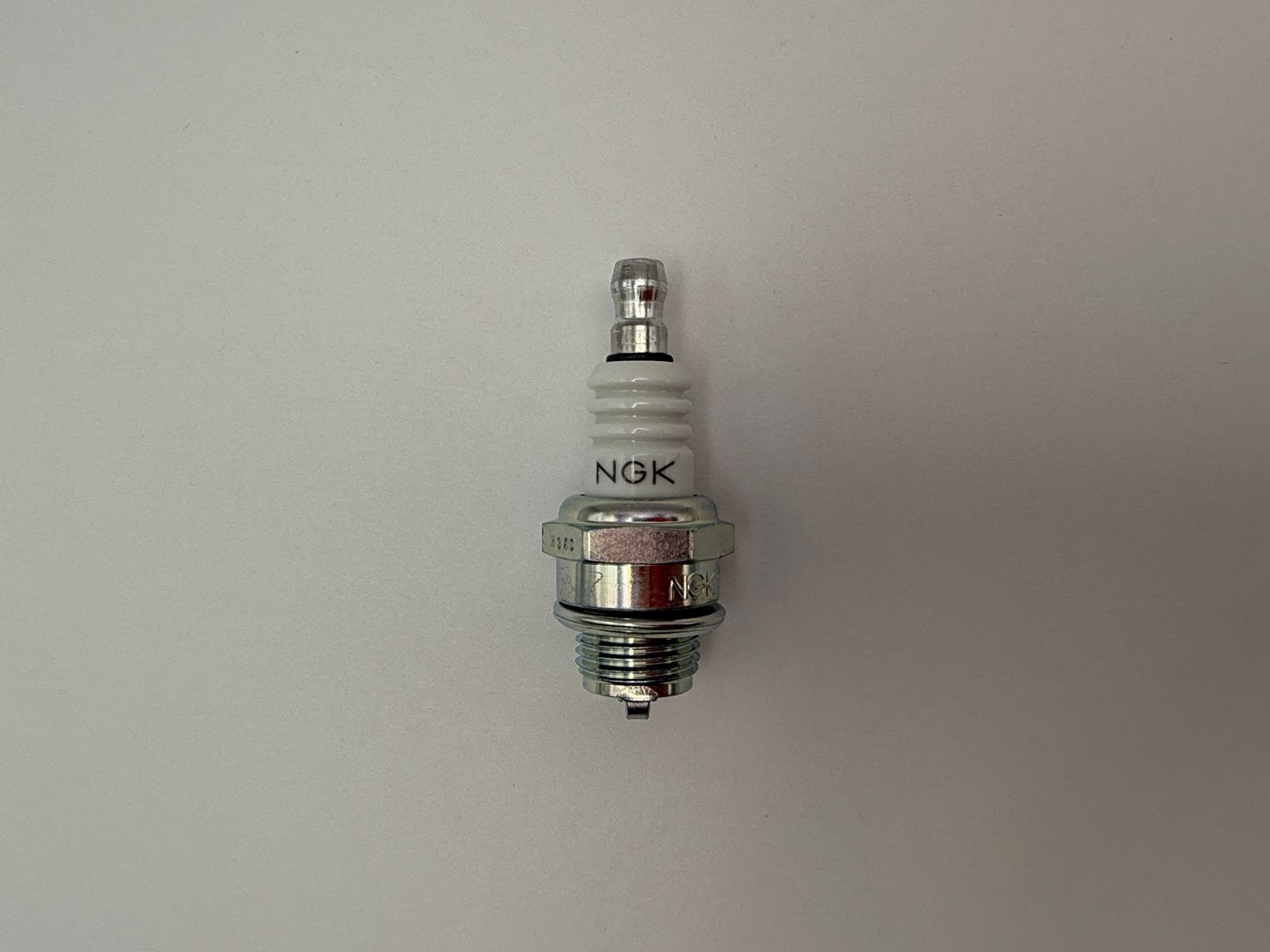 Spark Plugs Ngk (standard) - 616165NS image