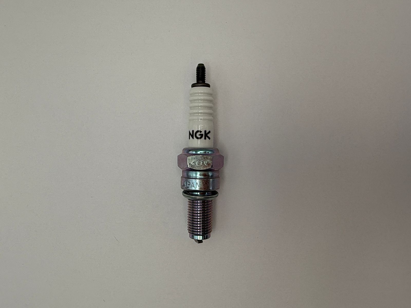 Spark Plugs Ngk (standard) - 617400NS image