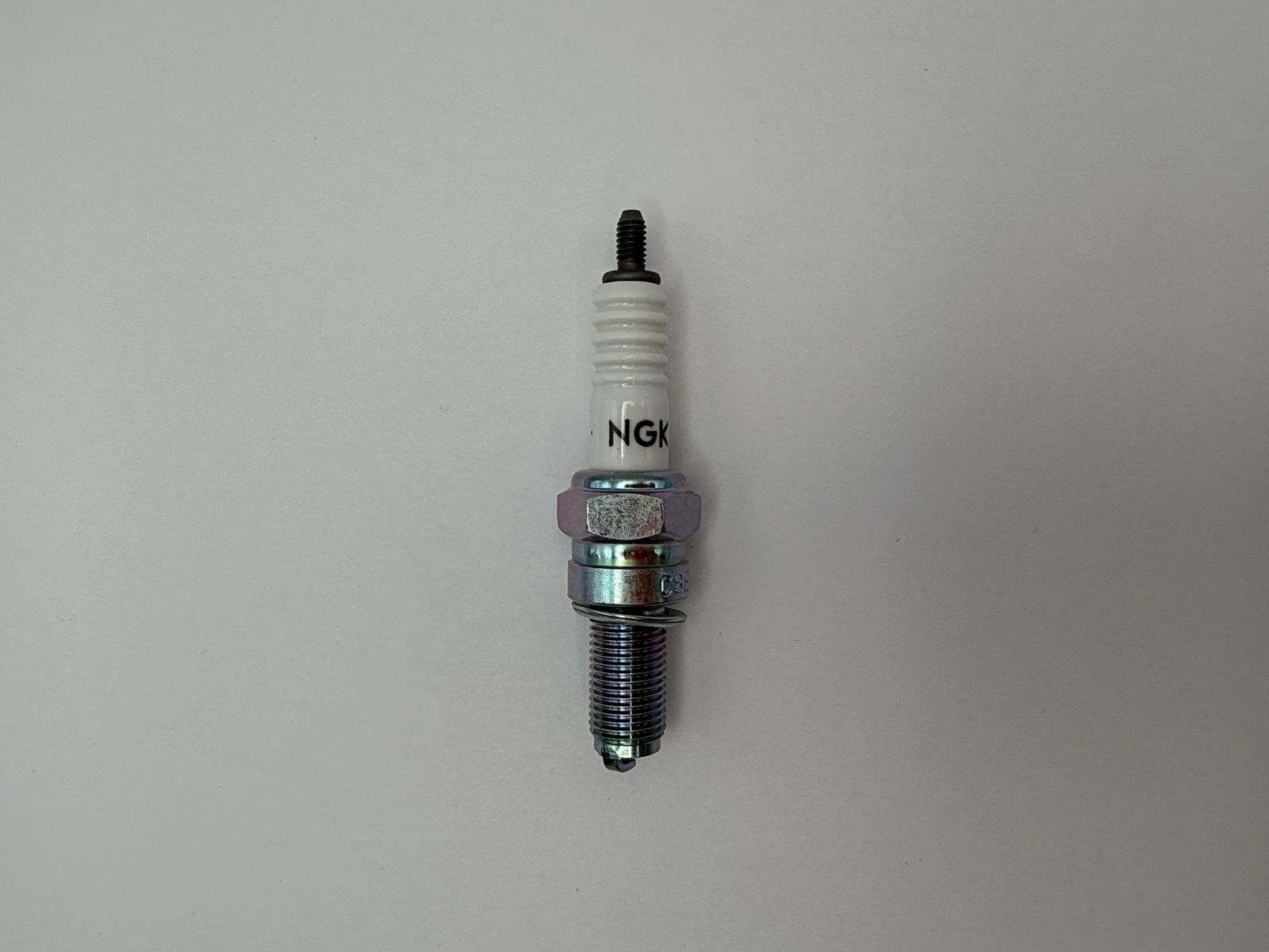 Spark Plugs Ngk (standard) - 618400NS image