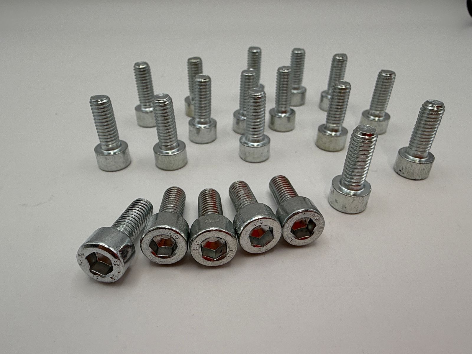 Allen Bolts (6mm) - 651616H image