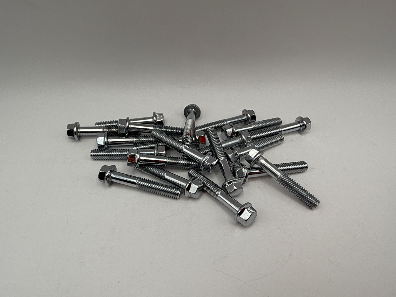 Chrome Bolts (6mm Flanged) - 654635HC image