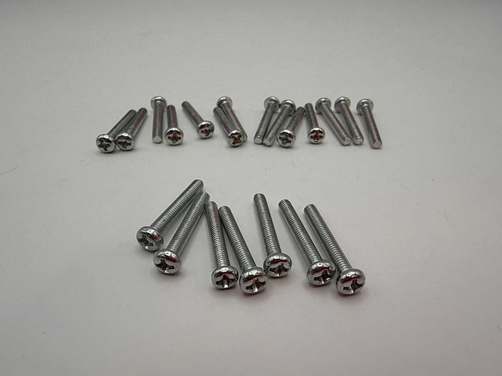 Pan Head Screws (3mm) - 656320H image
