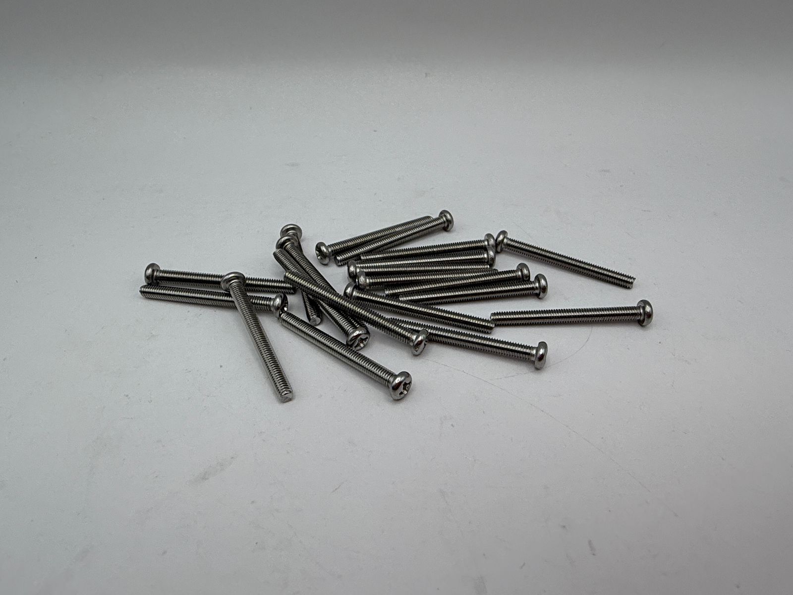 Pan Head Screws (3mm) - 656330HS image