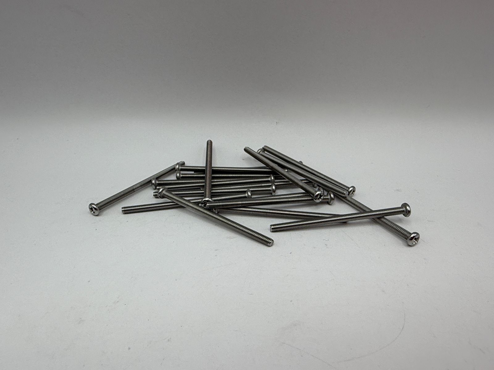 Pan Head Screws (3mm) - 656350HS image