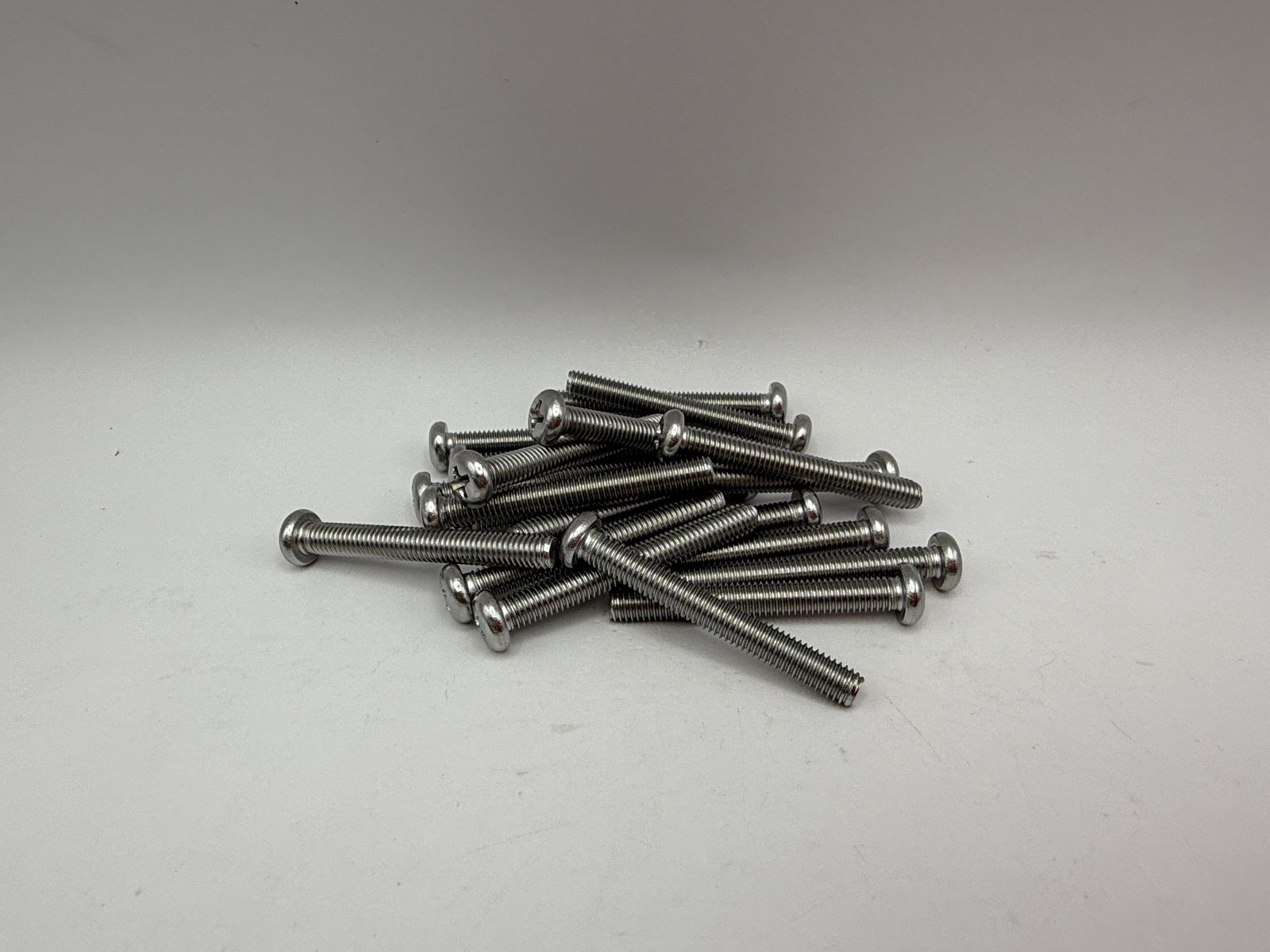 Pan Head Screws (5mm) - 656540HS image
