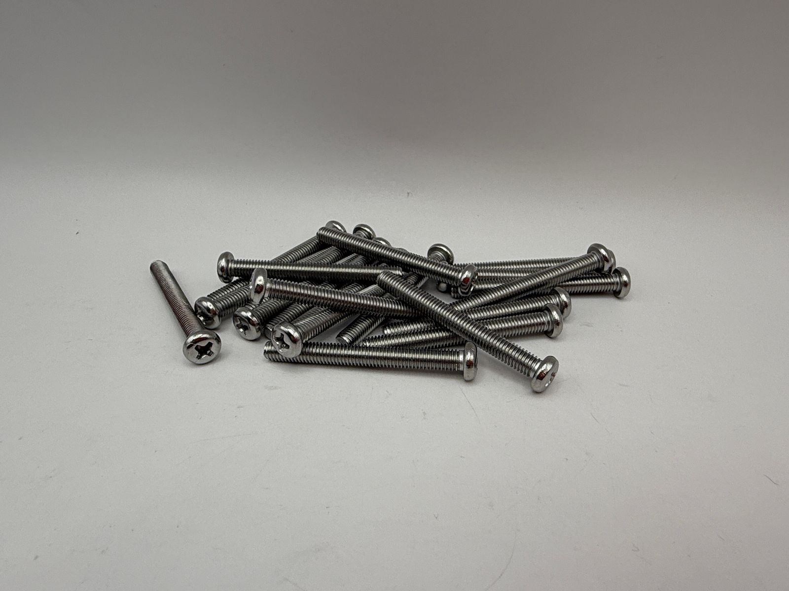 Pan Head Screws (5mm) - 656545HS image