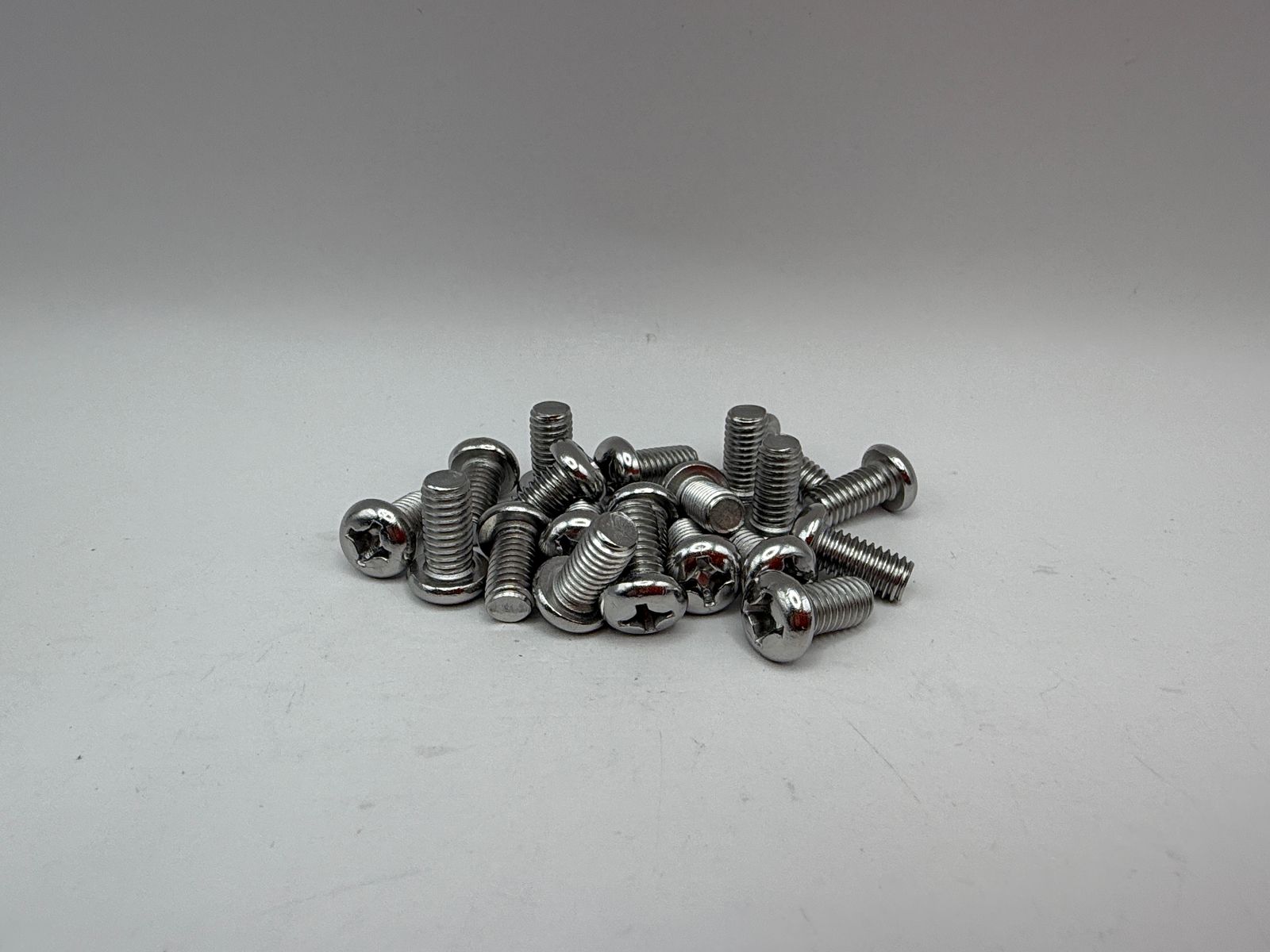 Pan Head Screws (6mm) - 656612HS image