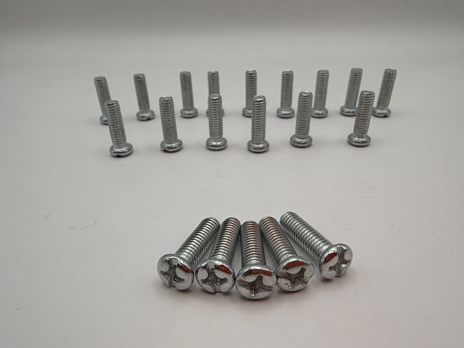 Pan Head Screws (6mm) - 656620H image