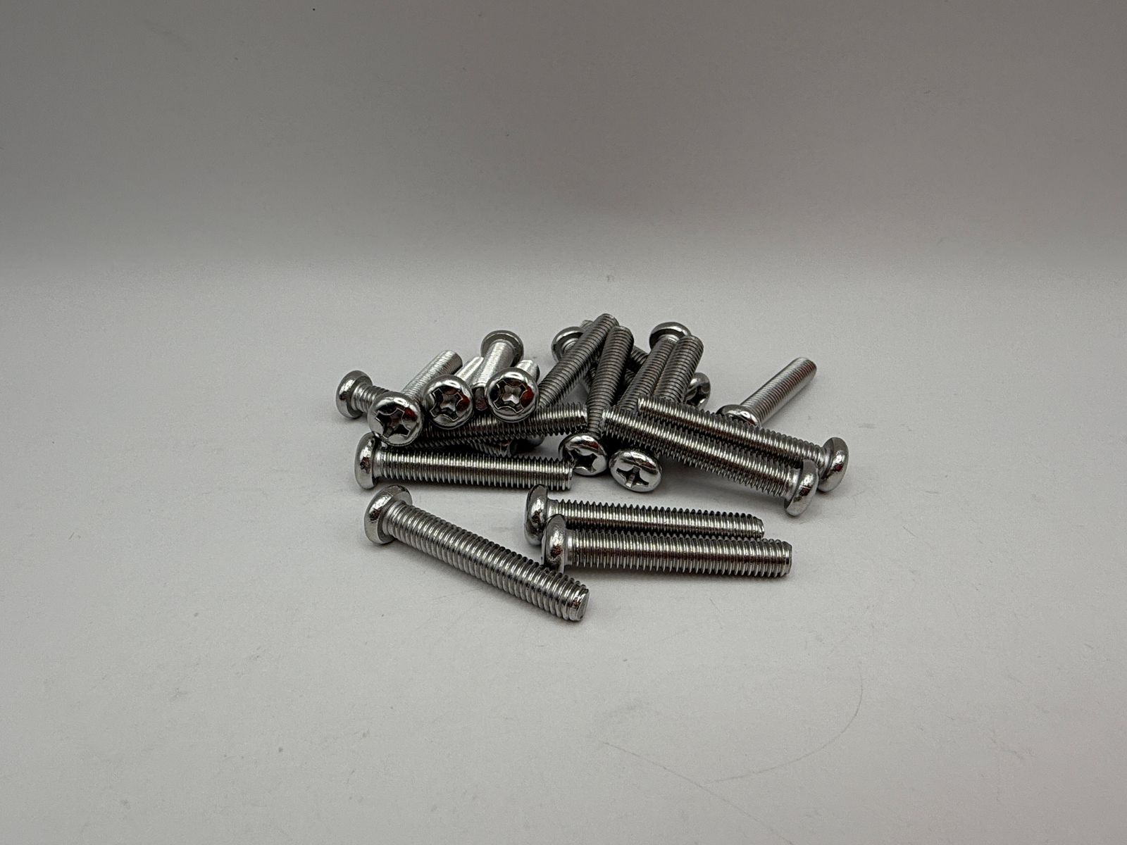 Pan Head Screws (6mm) - 656635HS image