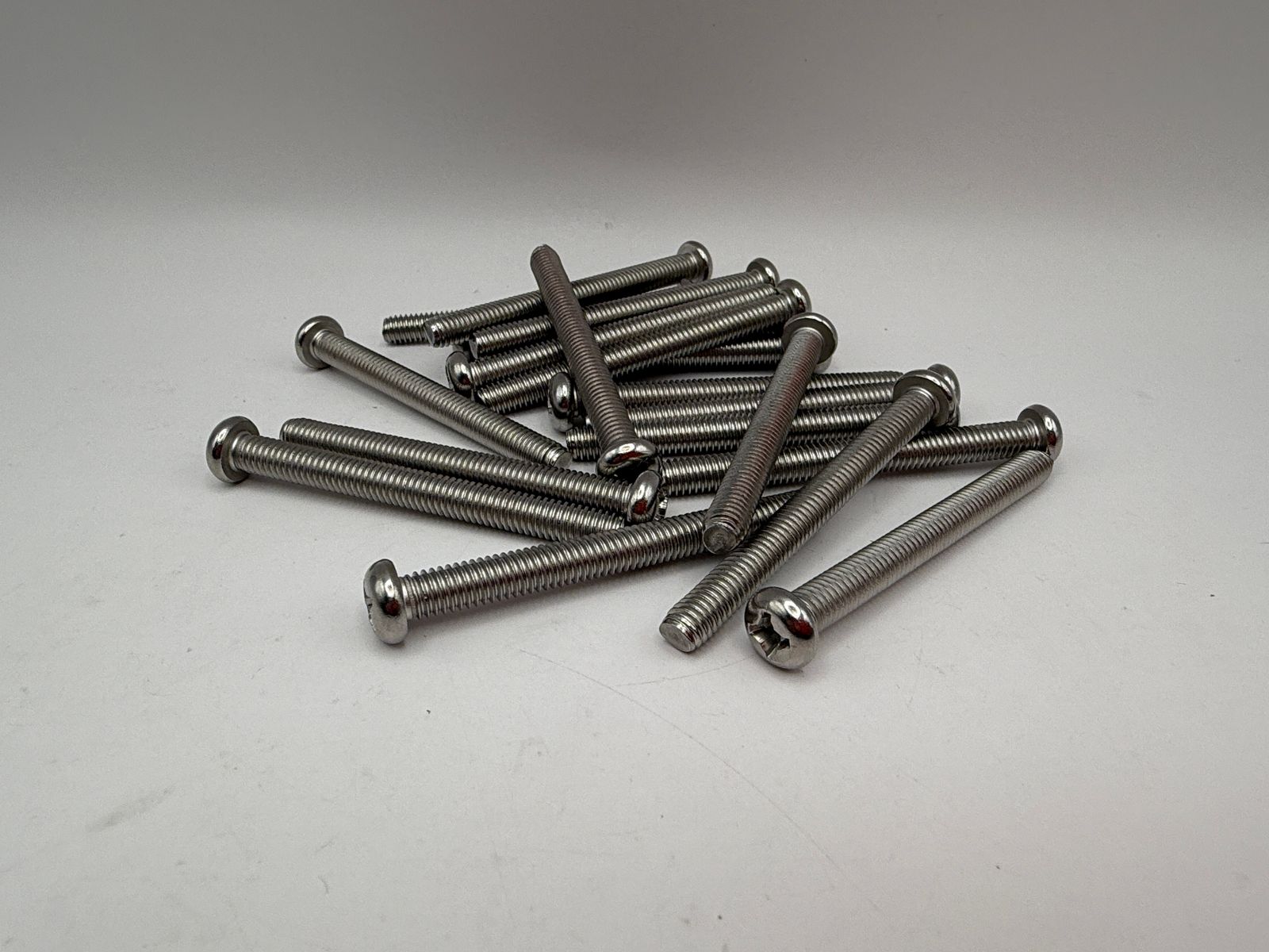 Pan Head Screws (6mm) - 656660HS image