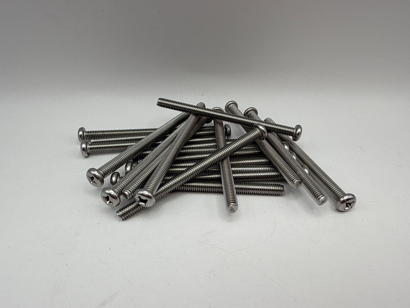 Pan Head Screws (6mm) - 656685HS image