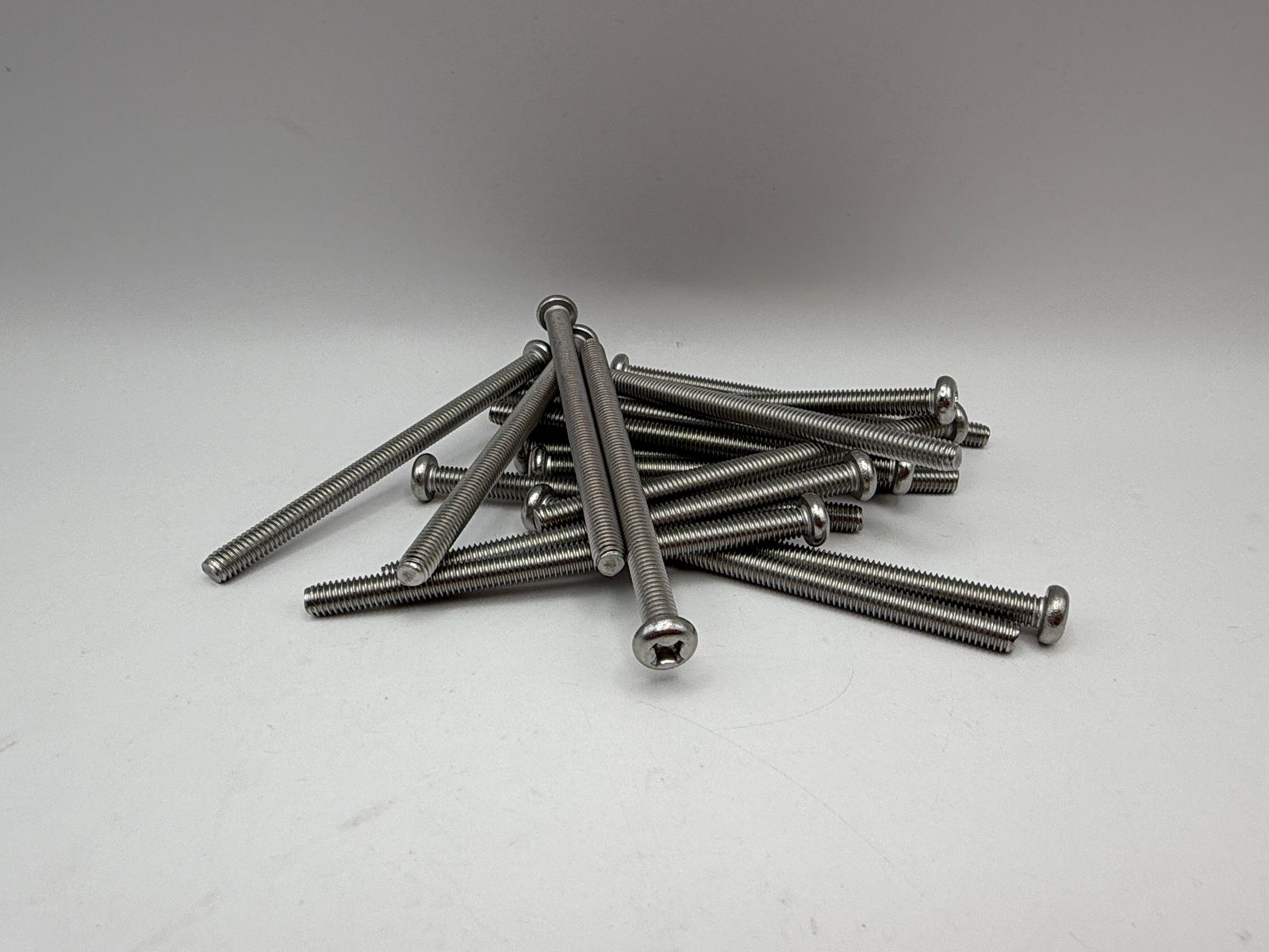 Pan Head Screws (6mm) - 656690HS image