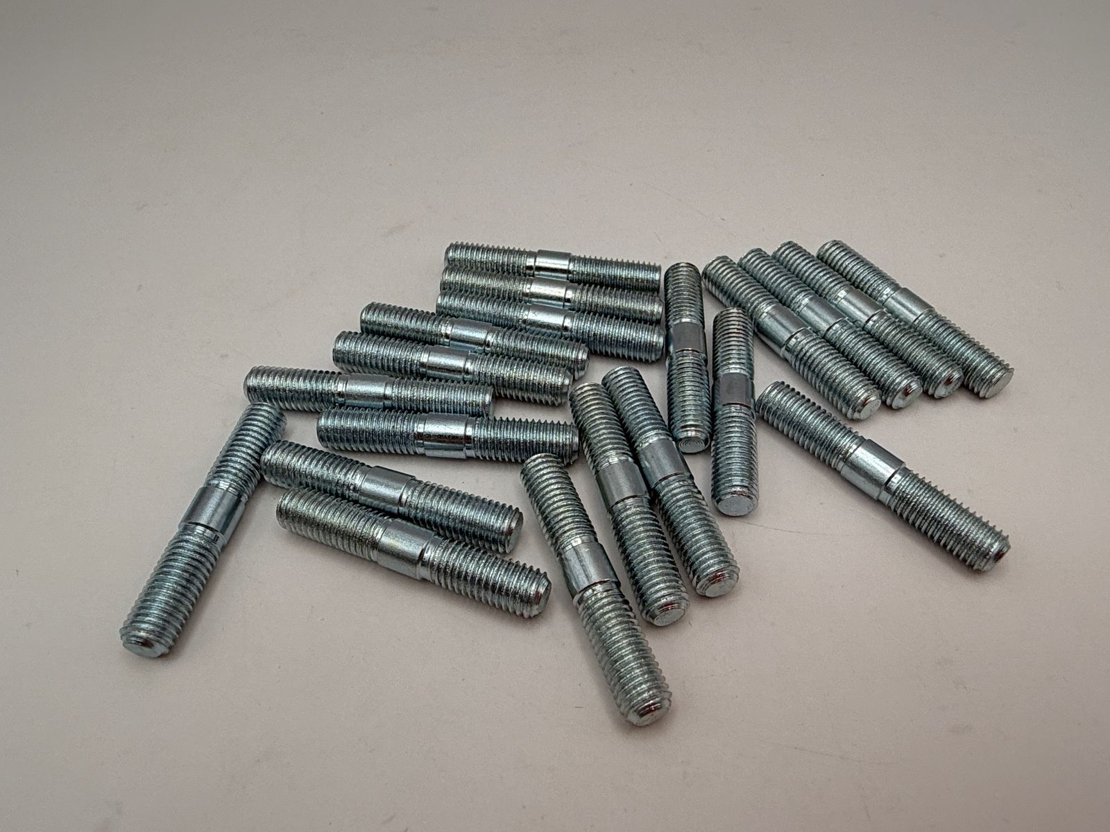 Studs (7mm) - 659740H image