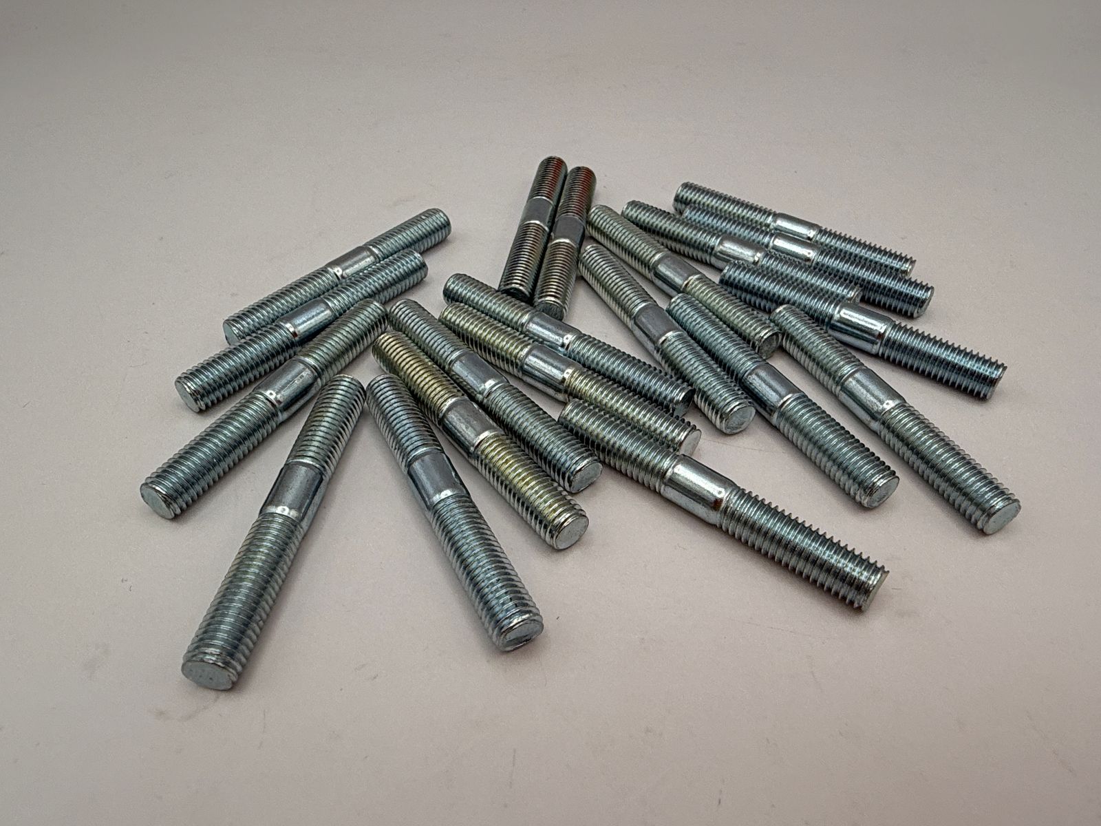 Studs (7mm) - 659750H image