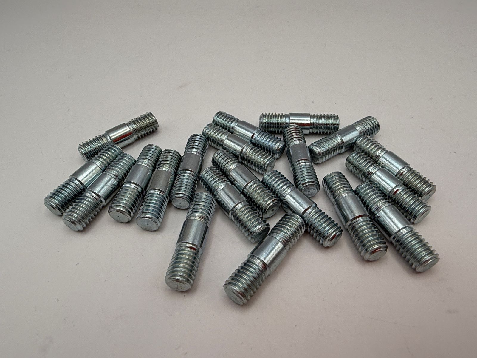 Studs (8mm) - 659830H image