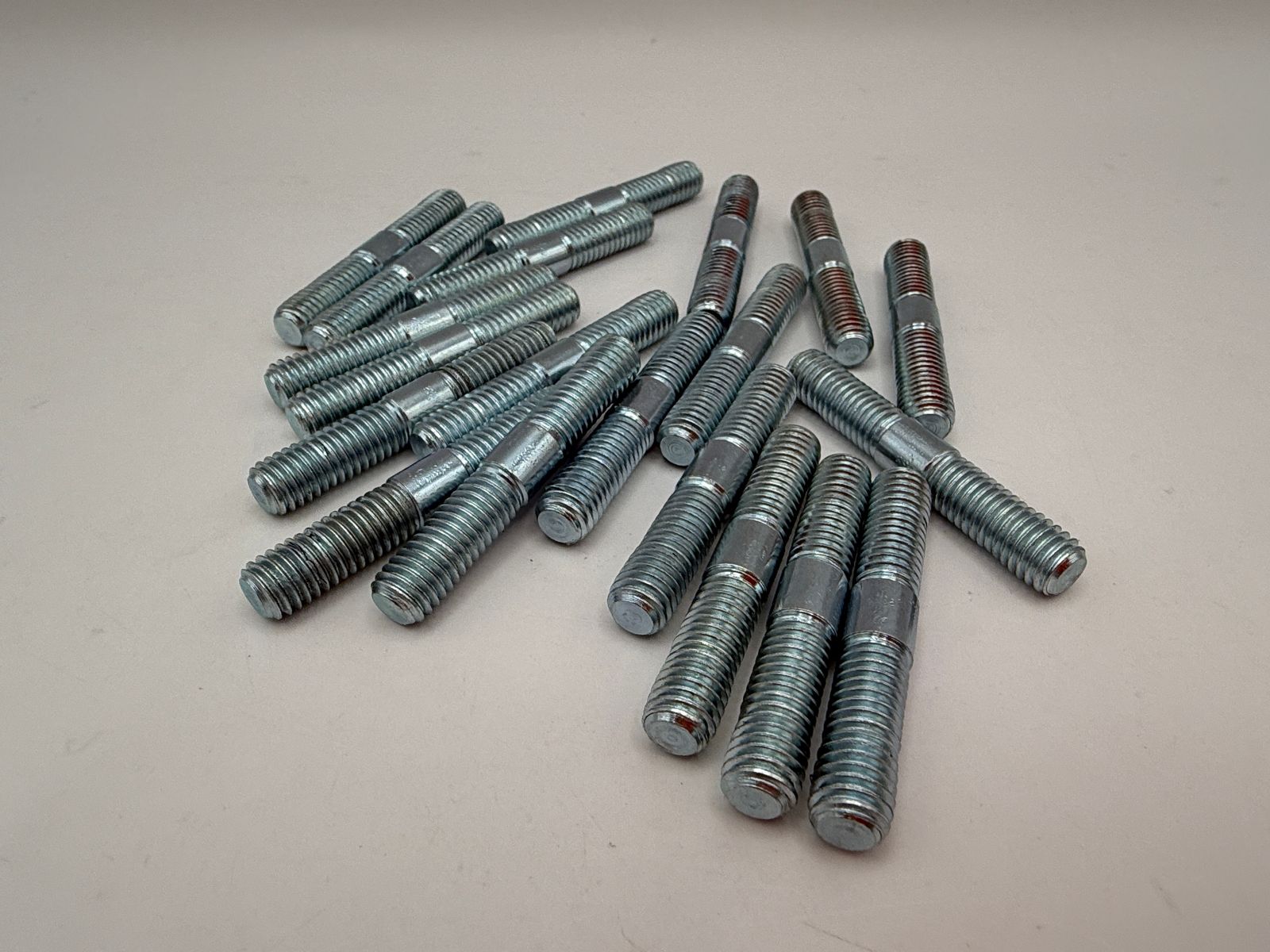 Studs (8mm) - 659850H image