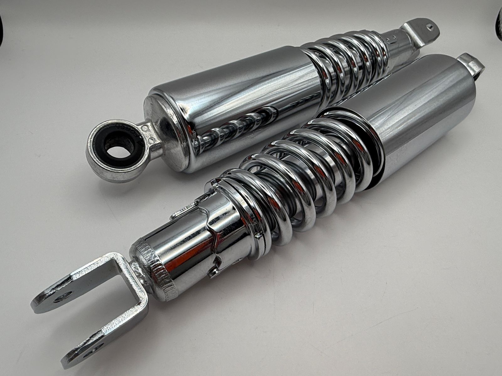 Twin Shocks - 662905H image