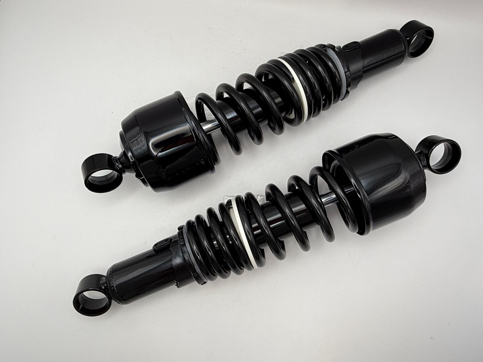 Twin Shocks - 663000H image